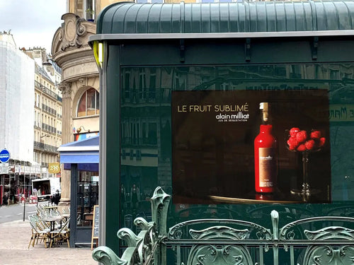 Alain-Milliat-s-est-invité-dans-les-rues-de-Paris Alain Milliat