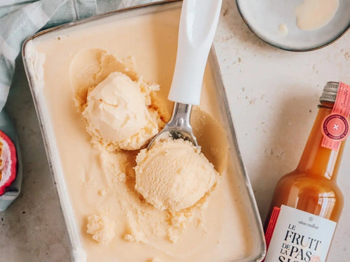 Recette-facile-d-été-une-glace-exotique-maison-au-fruit-de-la-passion-par-Alain-Milliat Alain Milliat