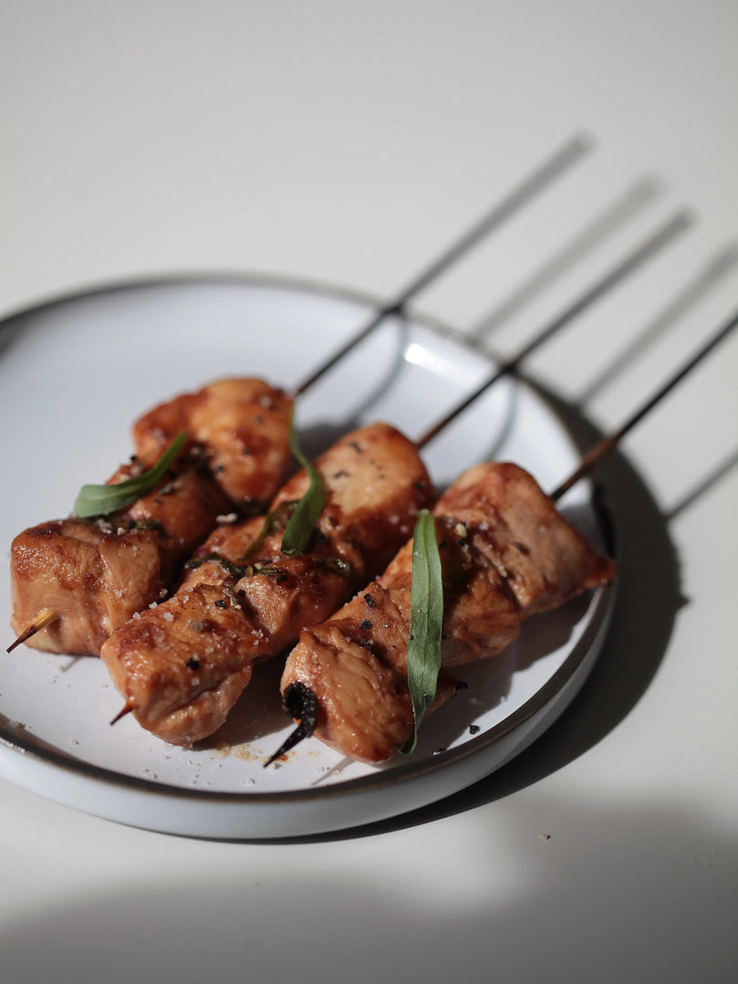 Les-brochettes-de-poulet-souvlaki-au-cranberry Alain Milliat