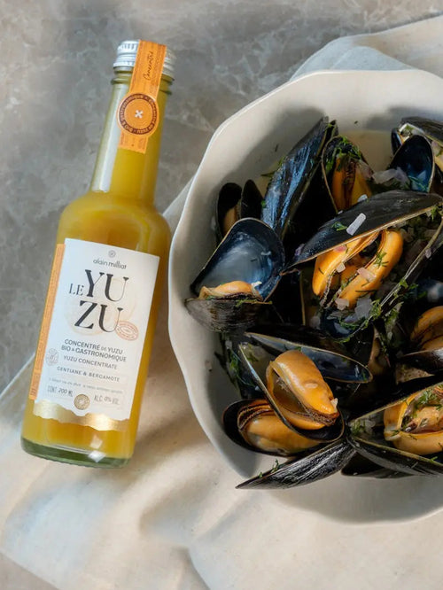Une recette de moules au yuzu réalisées par Alexia Duchêne, cheffe française