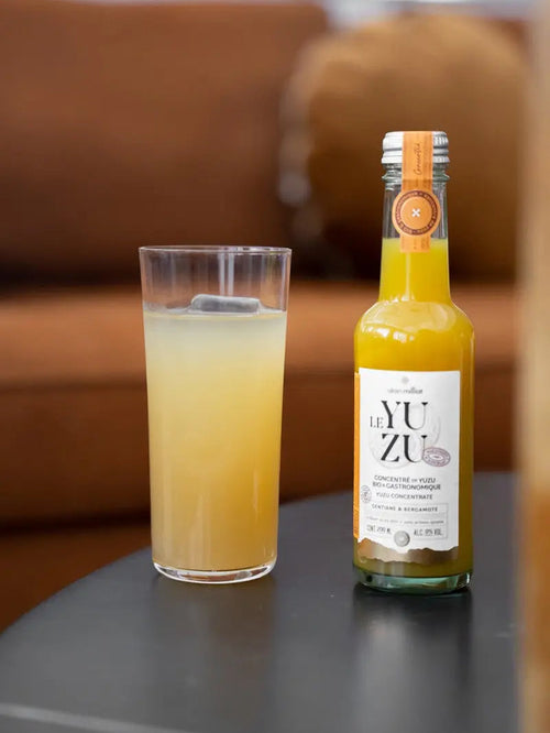 Mocktail à base de sirop de coco, bière sans alcool et Le Yuzu