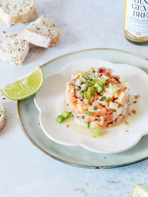Du saumon cru mariné au gingembre et citron : une recette rafraîchissante et puissante